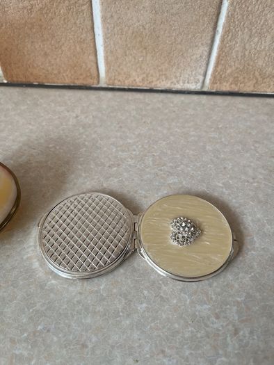Clamshell Trinket Jewelry Box/Purse  & Roynd Picket compact dual mirror