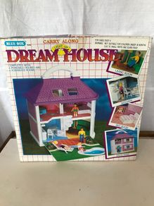 Vintage Portable Dream House