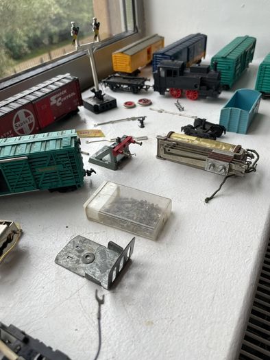 train wagons etc