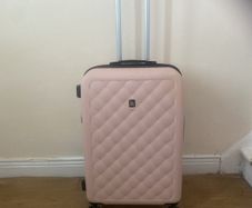 Hard shell suitcase 26"