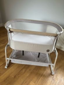 Maxi-Cosi Iora Air Co-Sleeper - Beyond Beige