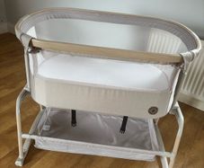 Maxi-Cosi Iora Air Co-Sleeper - Beyond Beige
