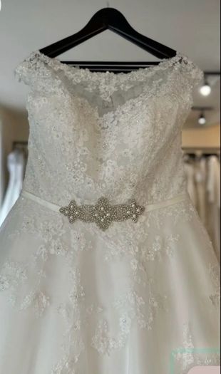 wedding dress