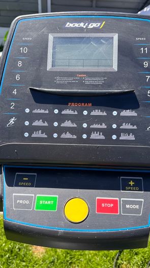 Threadmill