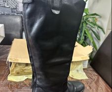 Lether designer boots