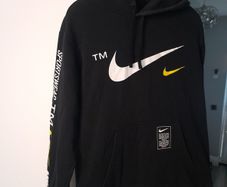 Swoosh Nike hoodie Immac cond large