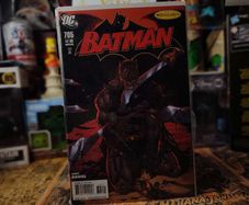 Batman ! Issue #705 ! by DC Comics ! 2011 !