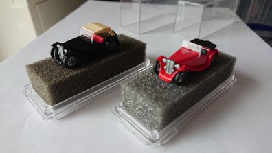 2 MG Midget TC model cars