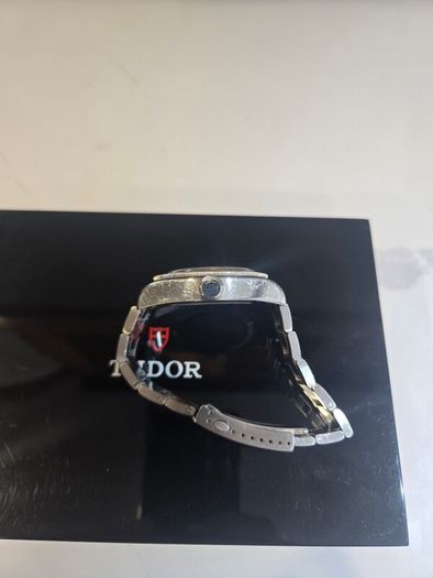 Tudor Black Bay