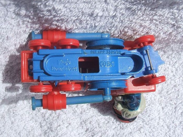 MAGIC ROUNDABOUT TRAIN ENGINES (Corgi 851) - three vintage diecast engines with figures (early 1970's)