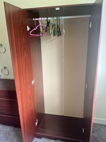 bedroom wardrobe & chest of drawers