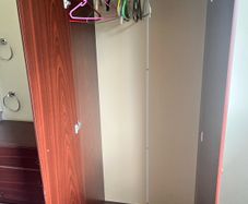bedroom wardrobe & chest of drawers