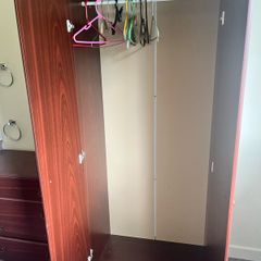 bedroom wardrobe & chest of drawers