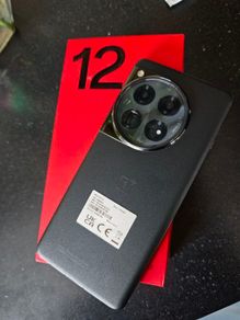 One Plus 12 - 512gb, Ram - 16gb, Dual Sim!