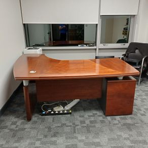 Magnificent Solid Oak Desk