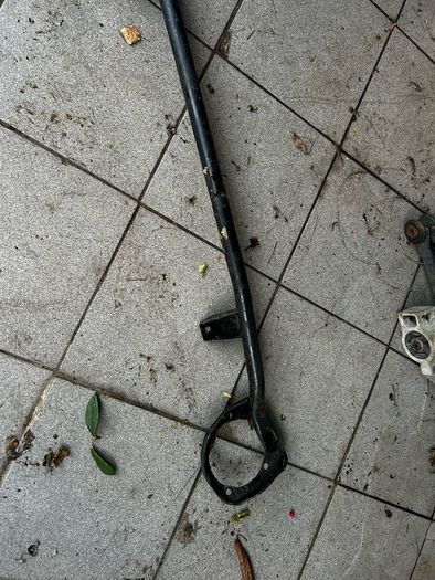 Golf Mk4/Bora strut brace