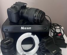 Canon camera, macro lens and Nissin Right light Flash