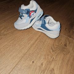 kids shoes size EU21
