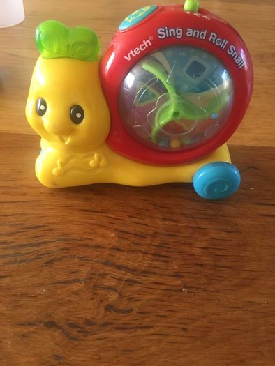 Vtech sing and roll snail