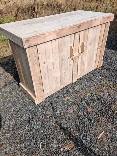 Rustic kitchen island with overhang