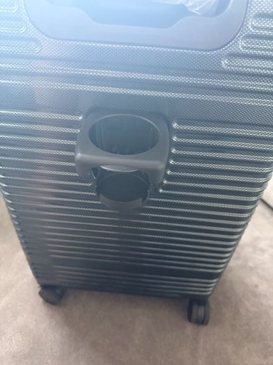 Medium size expandable luggage (new)