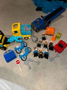 Lego Duplo Figures- bundle vehicles accessories