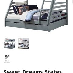triple bunk bed