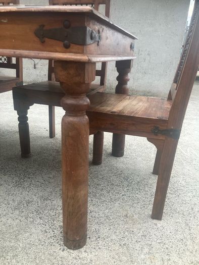table and chairs