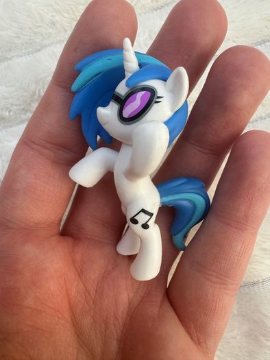 My Little Pony Friendship Is Magic DJ Pon - 3 Damaged Opened Box Please see pictures