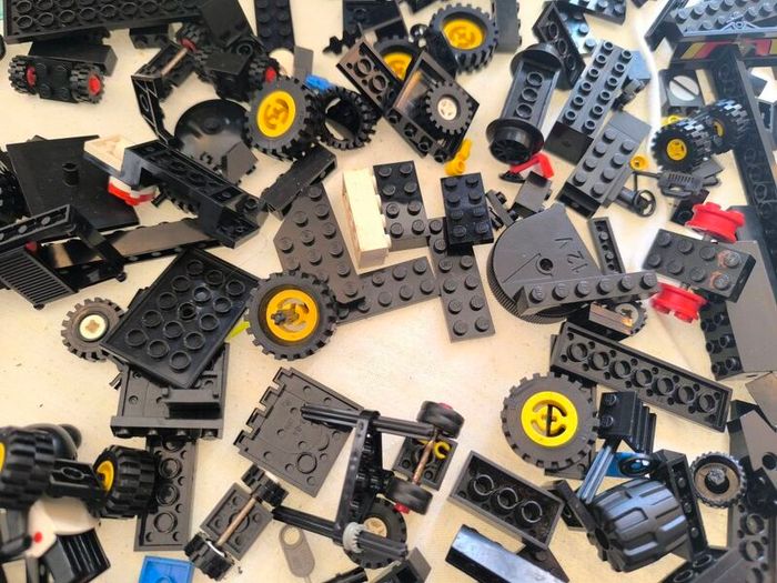 Vintage 80s Lego Bundle