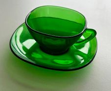 Vintage DURALEX Vereco Green Coffee Set of 6