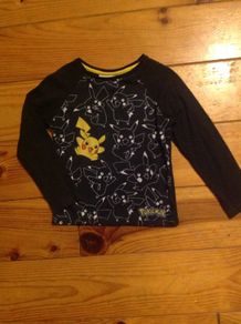 Age 3-4 Black Pickachu Pokemon Top
