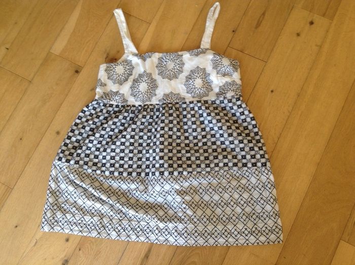 Next Strappy top,embroidery