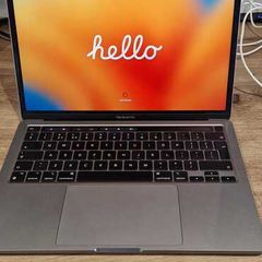 Apple MacBook Pro 13" M2