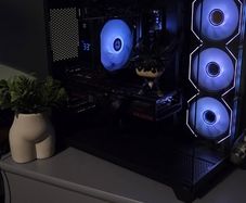 Ryzen 7/32gb ddr5/rx6800 Gaming pc