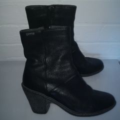 Camper Leather Botts size 4 as New