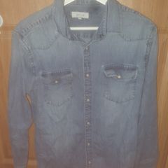 River  Island