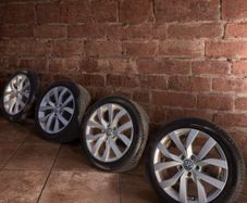 17" VW Highline Michelin Tyres 5x112