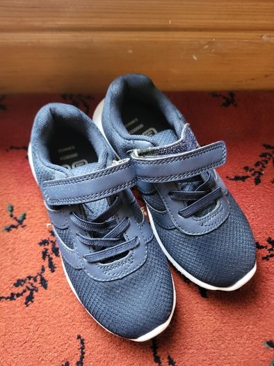 Brand new kids runners