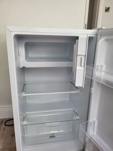 Undercounter fridge