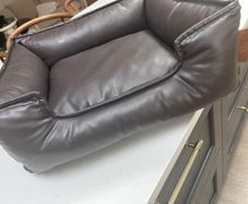 Cat/ Small dog bed