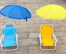 Kids chair with umbrella