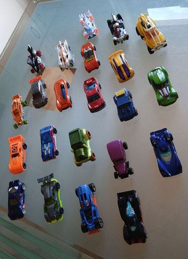 22 Hot Wheels Toy Cars Lot 1:64 Scale