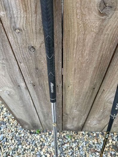Odessy White Putter, Dune 56 Wedge, Mizuno driving