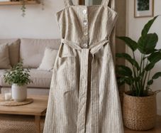 dress Bnwt size 10 linen midi dress with belt