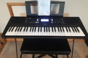 Yamaha PSR-E373 Keyboard w/ Accessories