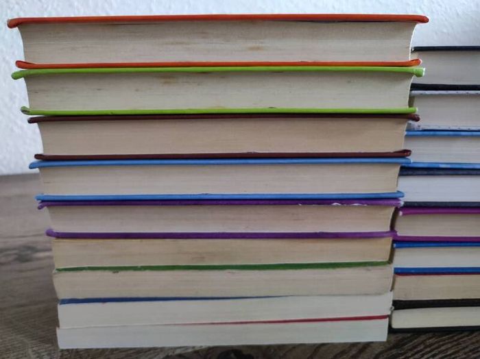 17x Diary of a Wimpy Kid  by Jeff Kinney, Age 9+