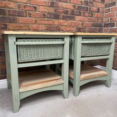 Bedside lockers / tables / lamp tables