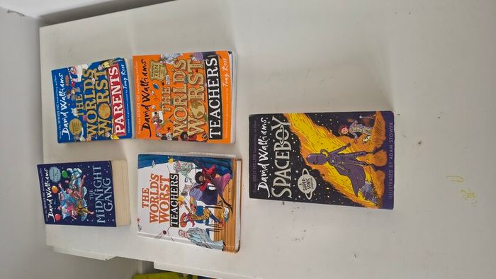 Books Dog Man ,  David Walliams and Ronald Dahl