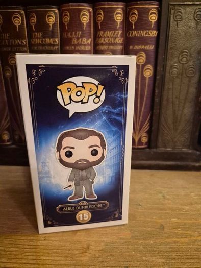 Funko Pop! Albus Dumbledore 15 Fantastic Beasts: The Crimes of Grindelwald (Mint, Never Opened)